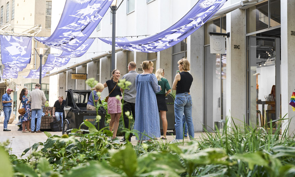 Galleristen og kunsthistorikeren: Mød Jonathan Kvium i samtale med Peter S. Meyer